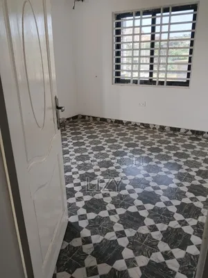1bdrm Apartment in Toll Booth for rent