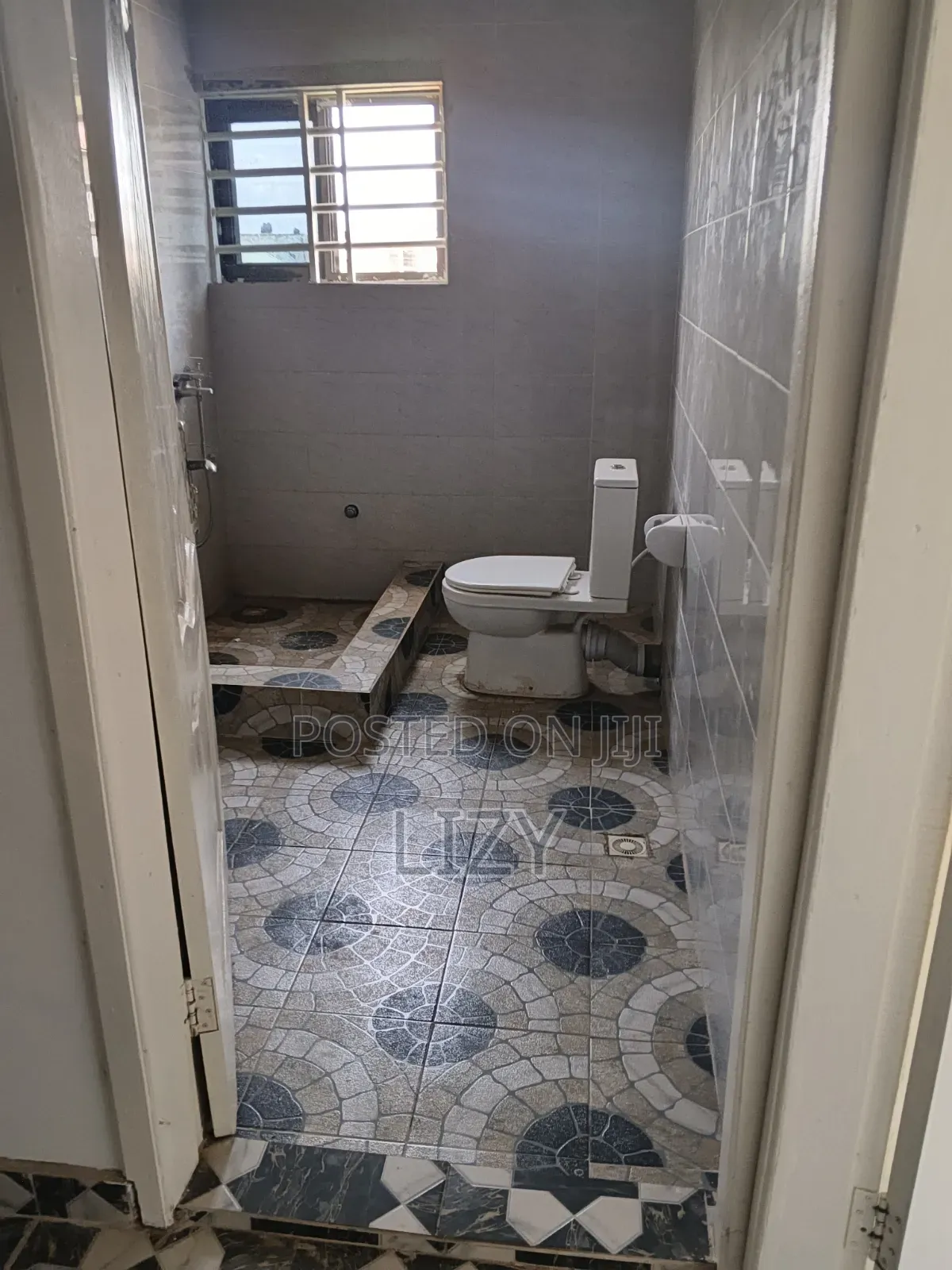1bdrm Apartment in Toll Booth for rent