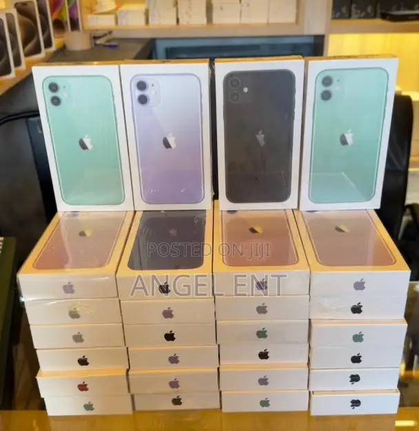 New Apple iPhone 11 128 GB Black