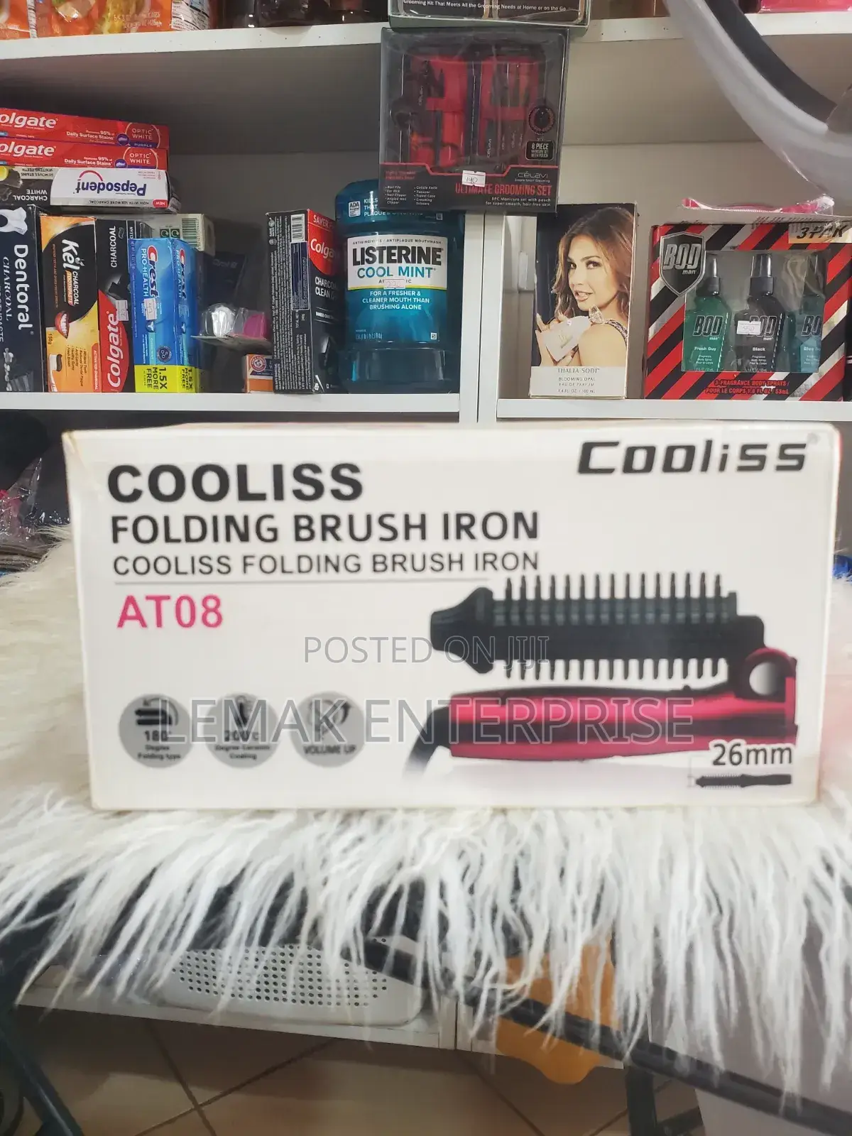 Coolish Folding Brush Iron