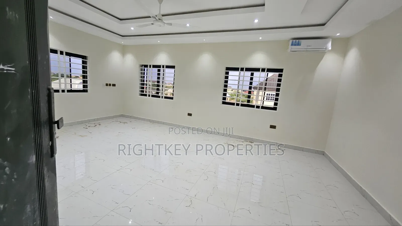 4bdrm House in Rightkey, Kumasi Metropolitan for sale