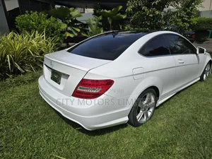 Mercedes-Benz C250 2015 White