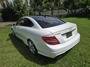 Mercedes-Benz C250 2015 White