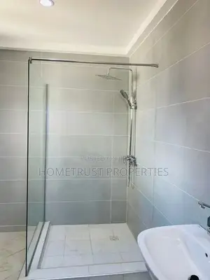 4bdrm Duplex in Achimota Kingsby, Mile 7 for sale