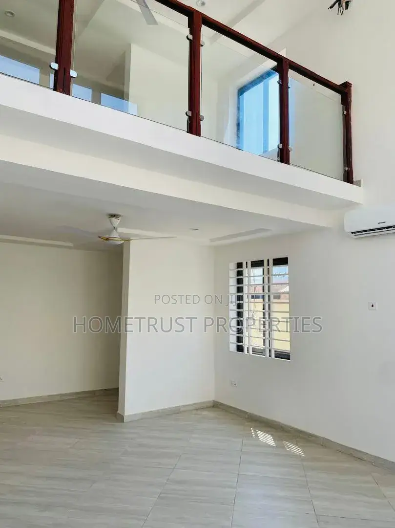 4bdrm Duplex in Achimota Kingsby, Mile 7 for sale