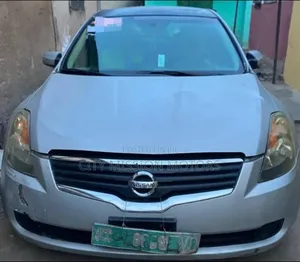 Nissan Altima 2013 Silver