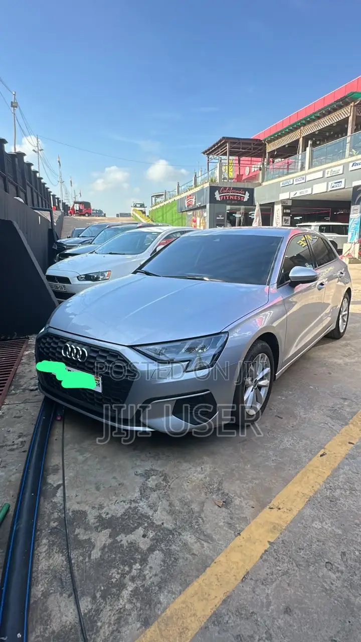 Audi A3 2022 Silver