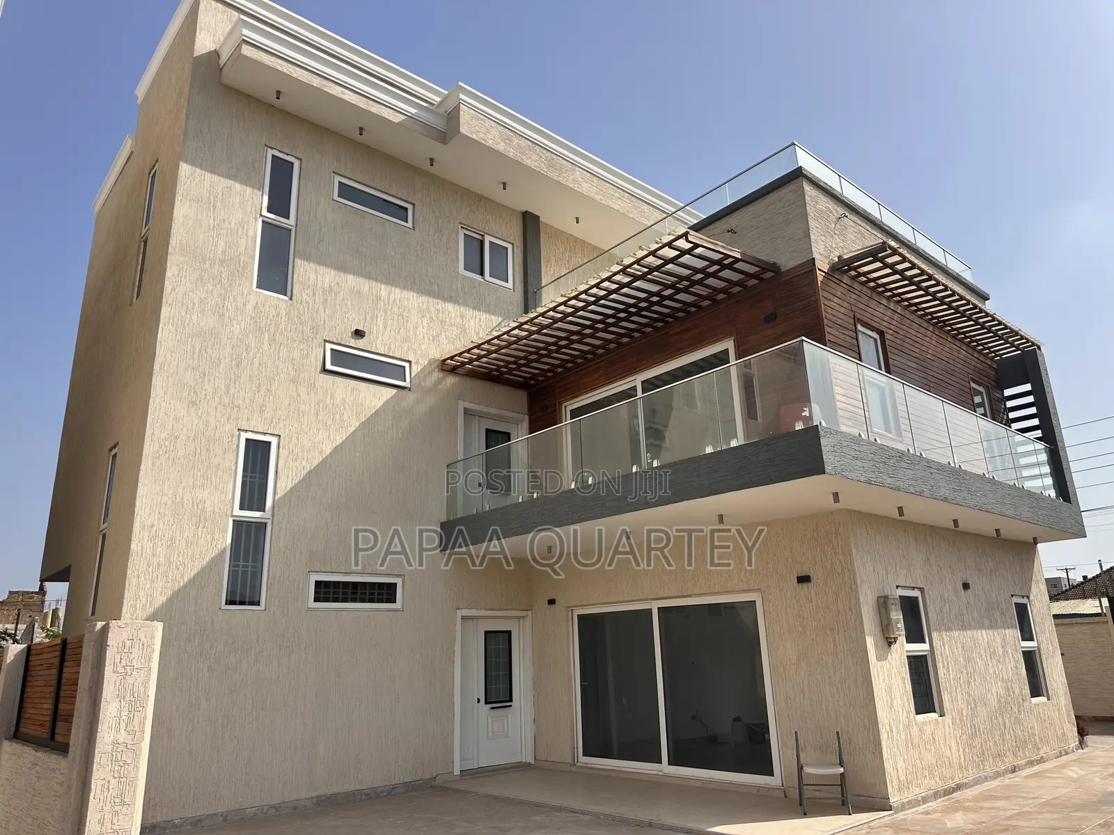 Furnished 4bdrm Townhouse/Terrace in Tseaddo for sale