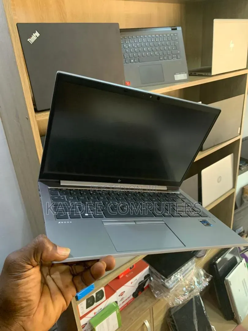 Laptop HP ZBook Firefly G8 16GB Intel Core i5 SSD 256GB