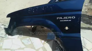 Mitsubishi Pajero-1990-2000 Fenders(Pair)