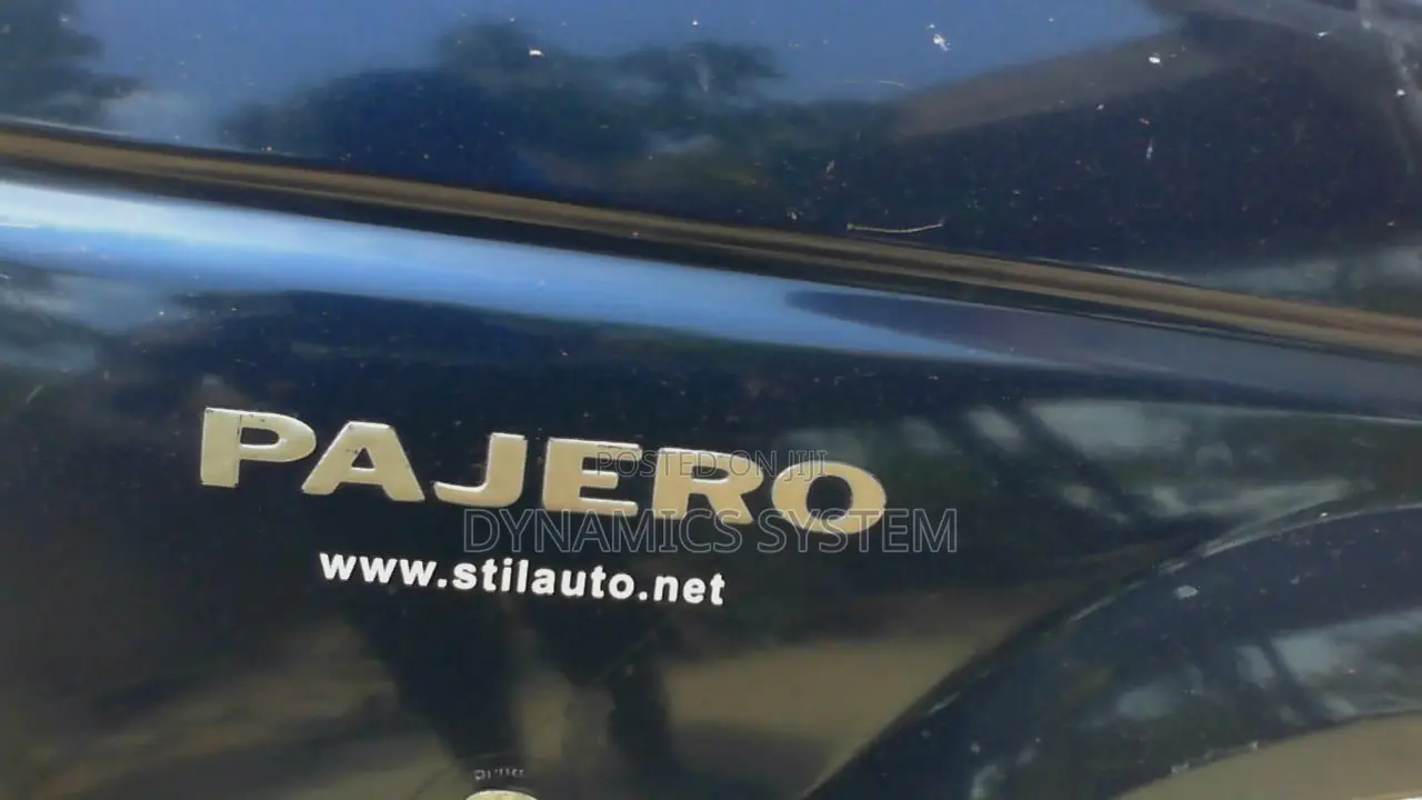 Mitsubishi Pajero-1990-2000 Fenders(Pair)