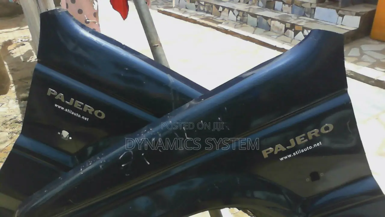 Mitsubishi Pajero-1990-2000 Fenders(Pair)