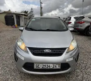 Ford Fiesta S 4dr Sedan (1.6L 4cyl 5M) 2014 Silver