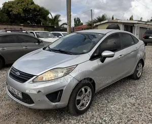 Ford Fiesta S 4dr Sedan (1.6L 4cyl 5M) 2014 Silver