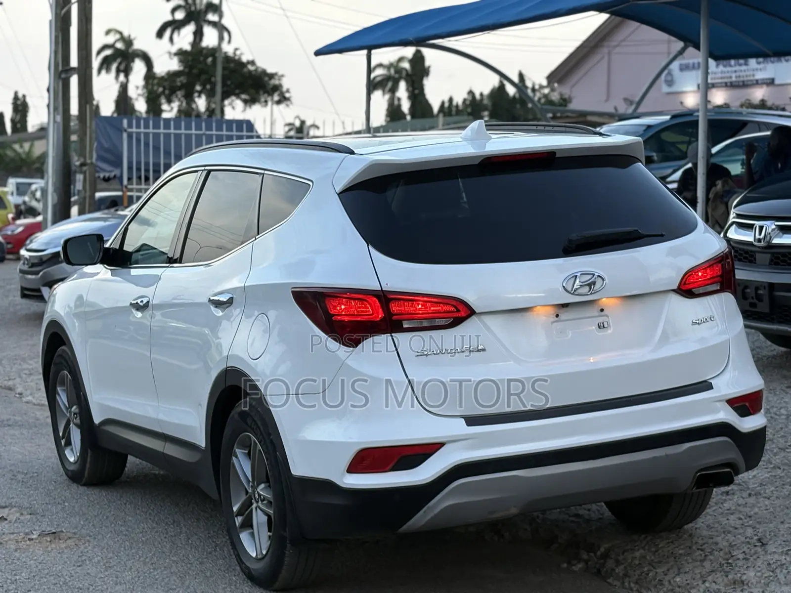 Hyundai Santa Fe Limited Ultimate AWD 2018 White