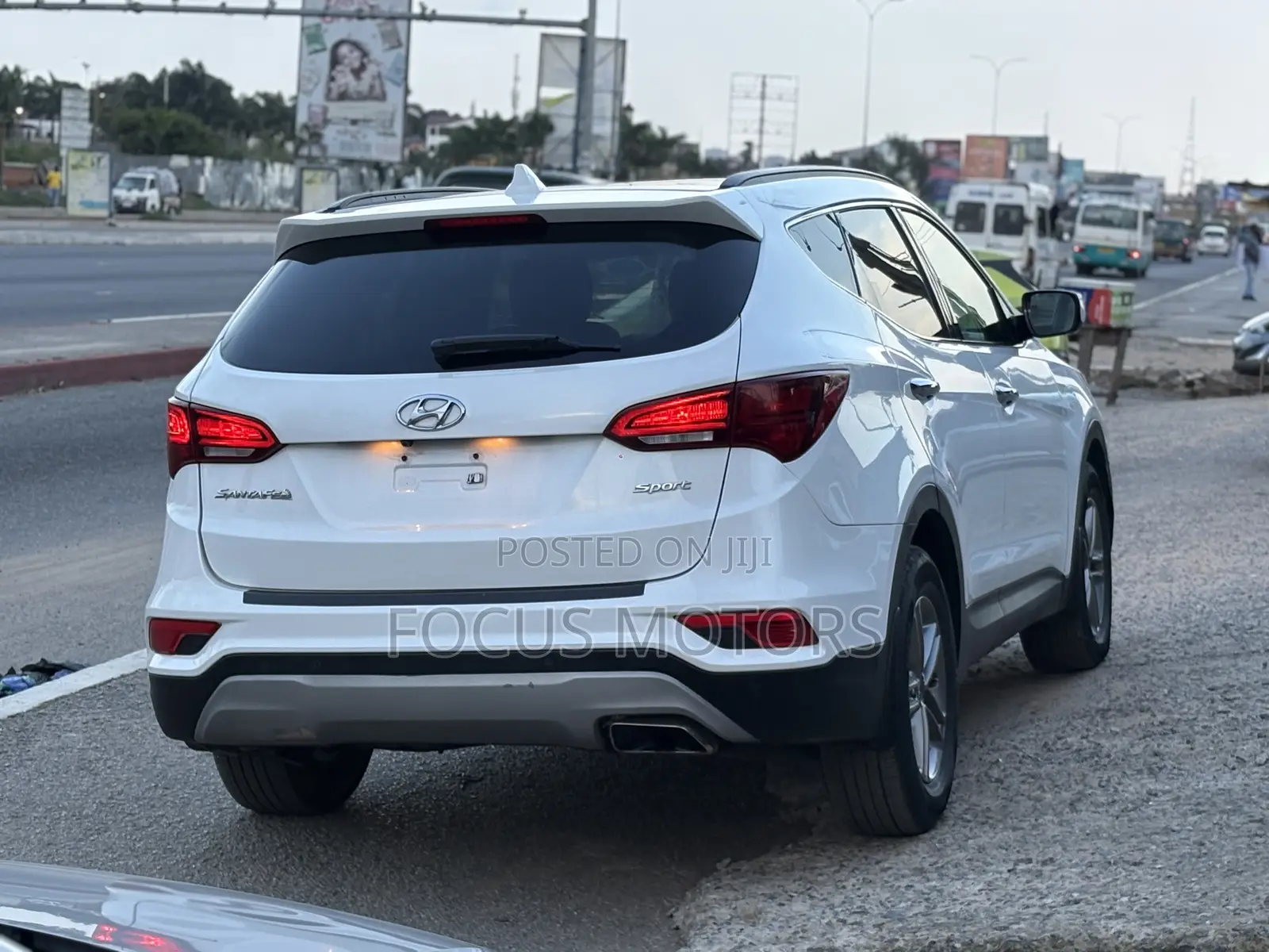 Hyundai Santa Fe Limited Ultimate AWD 2018 White