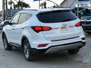 Hyundai Santa Fe Limited Ultimate AWD 2018 White