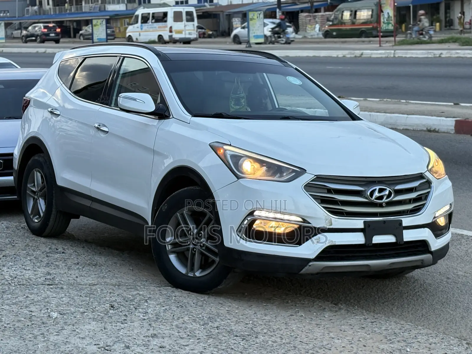Hyundai Santa Fe Limited Ultimate AWD 2018 White