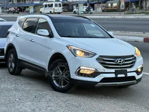 Hyundai Santa Fe Limited Ultimate AWD 2018 White