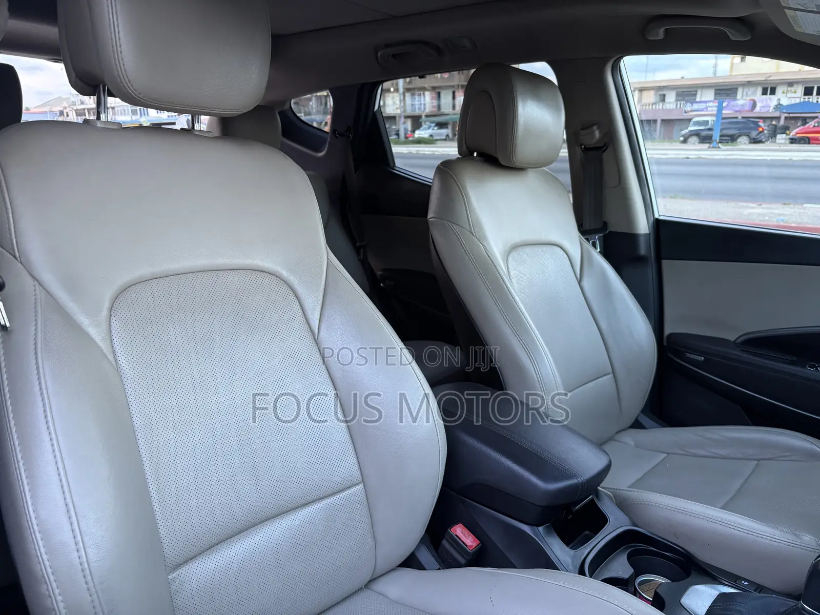 Hyundai Santa Fe Limited Ultimate AWD 2018 White
