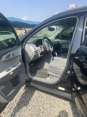 Chevrolet Traverse 2011 Black