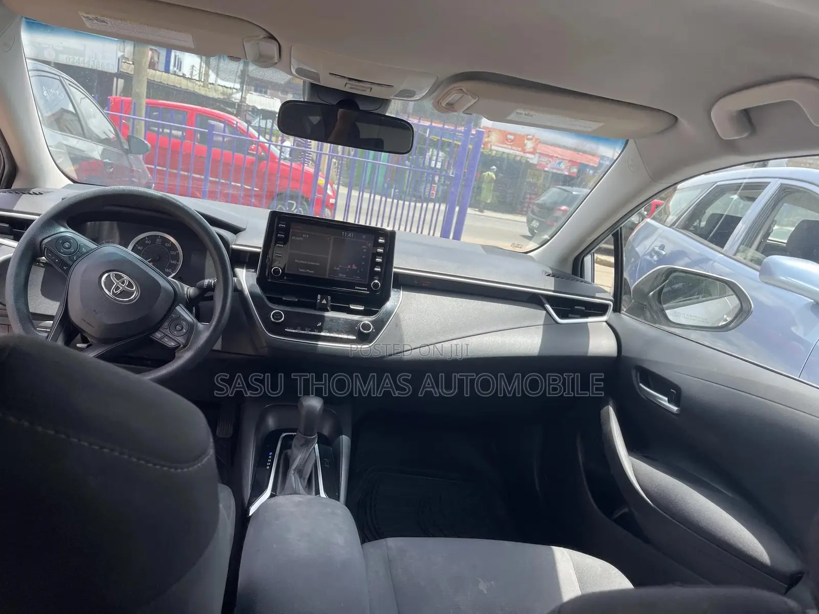 Toyota Corolla 2022 Silver