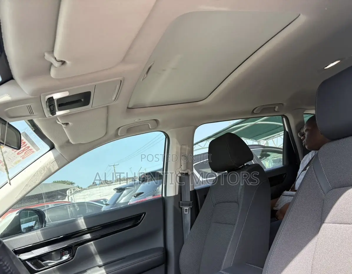 Honda CR-V 2024 White