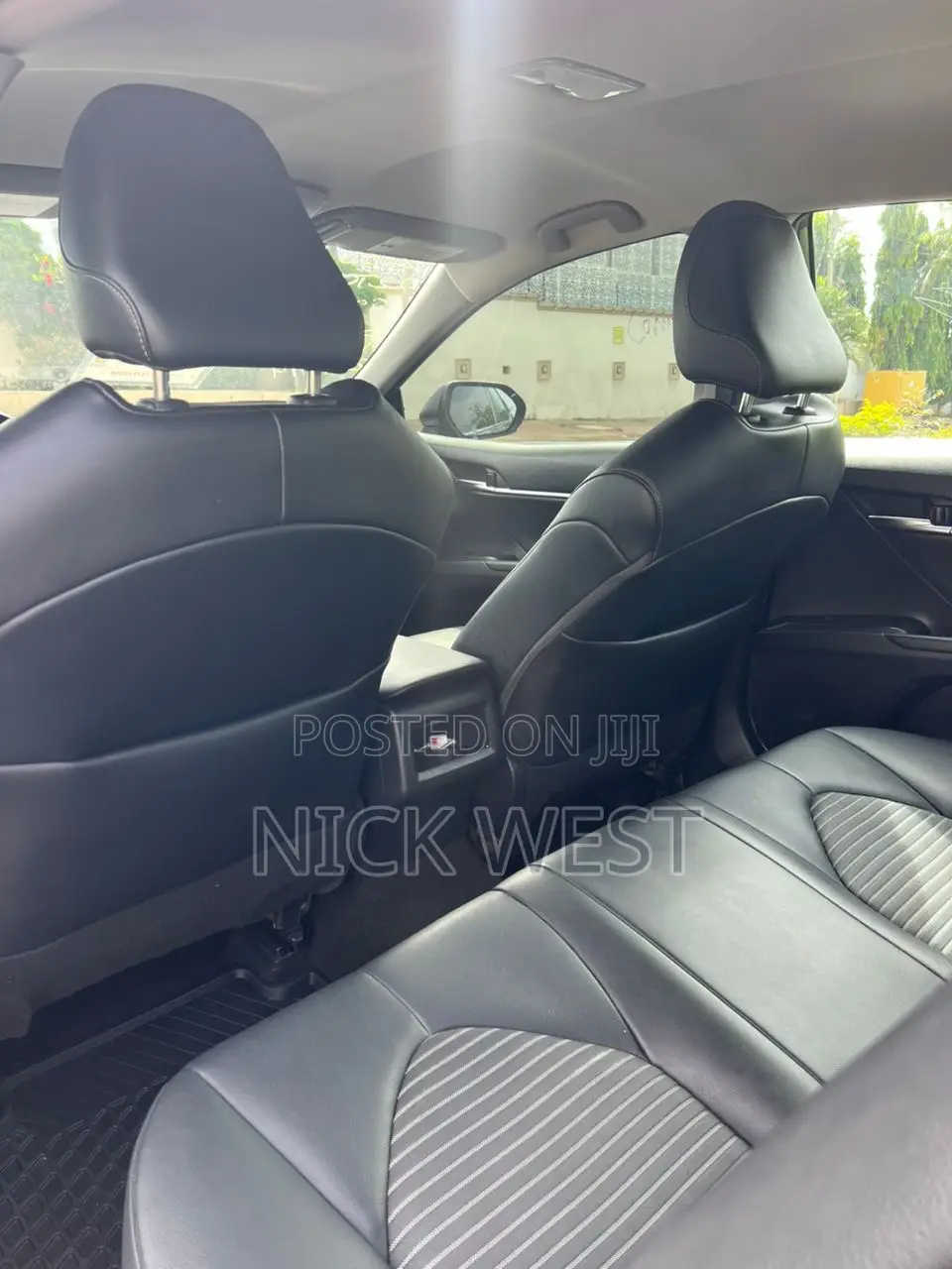 Toyota Camry SE 2022 Gray