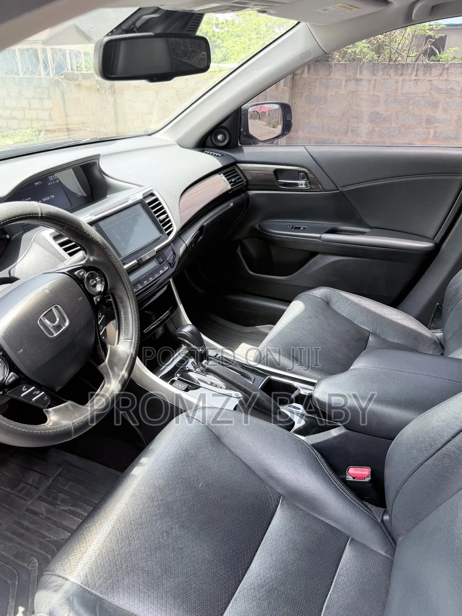 Honda Accord Touring V6 4dr Sedan FWD (3.5L 6cyl 6A) 2017 Black