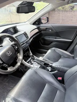 Honda Accord Touring V6 4dr Sedan FWD (3.5L 6cyl 6A) 2017 Black