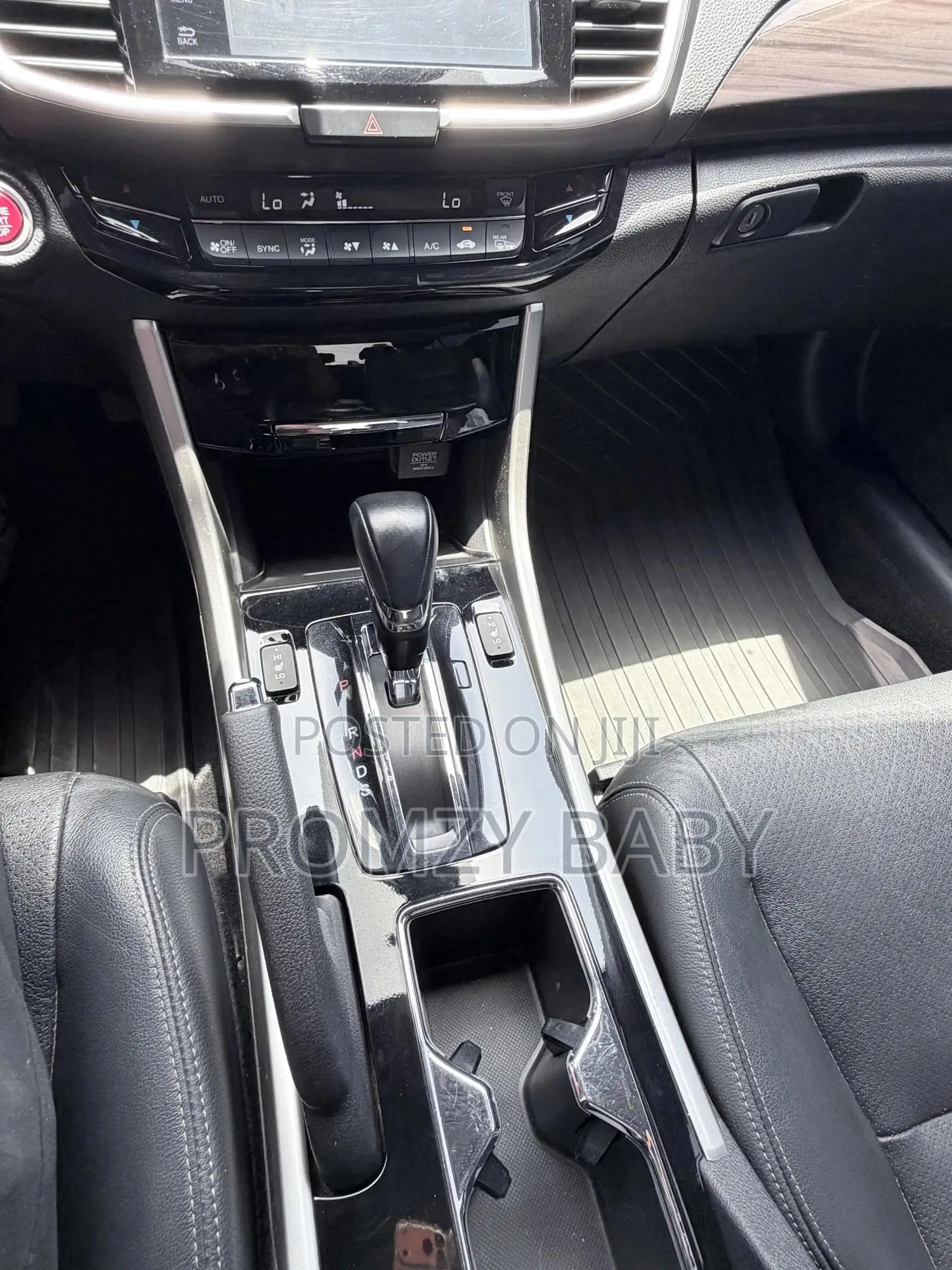 Honda Accord Touring V6 4dr Sedan FWD (3.5L 6cyl 6A) 2017 Black
