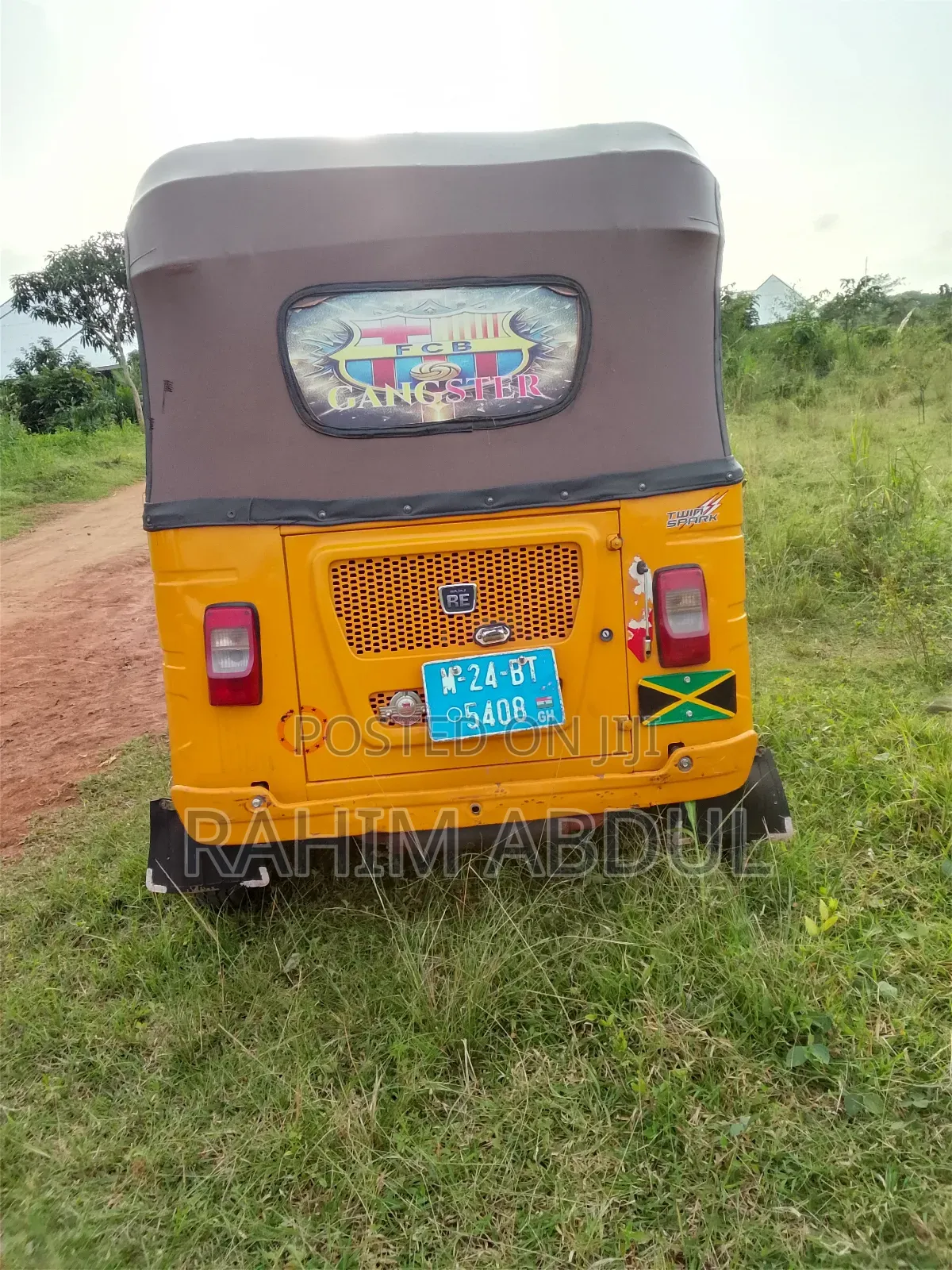 Bajaj RE 2024 Yellow