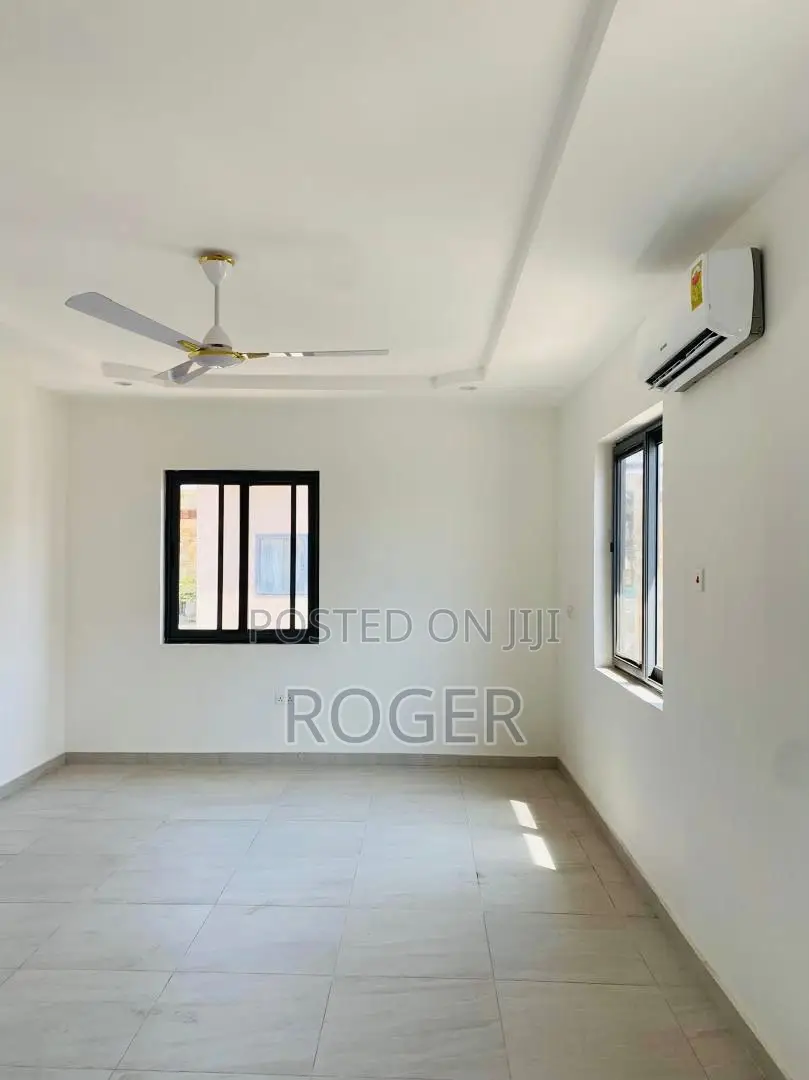 4bdrm House in Achimota Kingsby, Mile 7 for sale