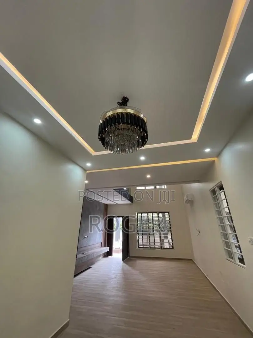 4bdrm House in Atomic Down, Kwabenya for sale