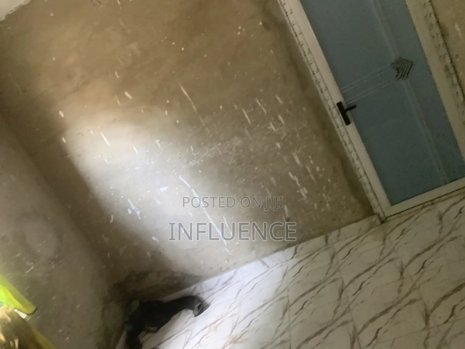 3bdrm House in Palace Mall Area, Spintex for sale