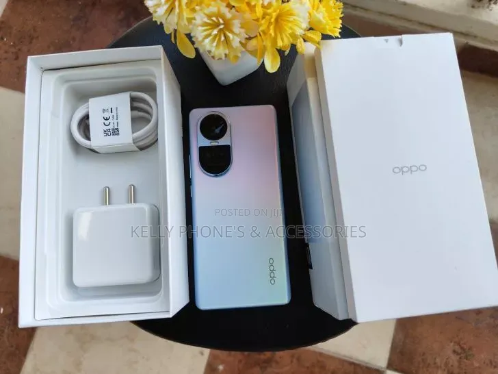 New Oppo Reno 10 5G 256 GB Silver