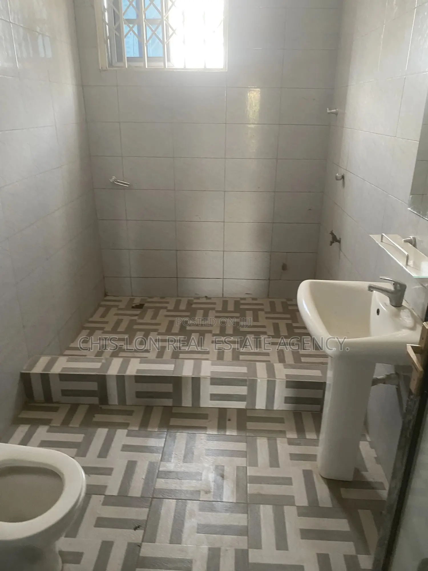 2bdrm Apartment in Chis-Lon Broker’S, Toll Booth for rent