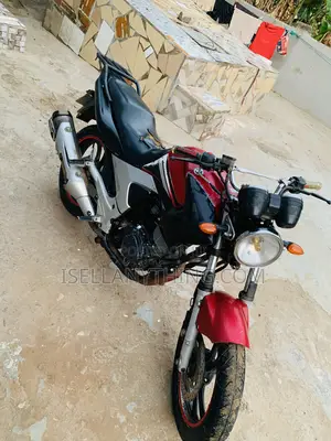Yamaha YBR 2013 Red