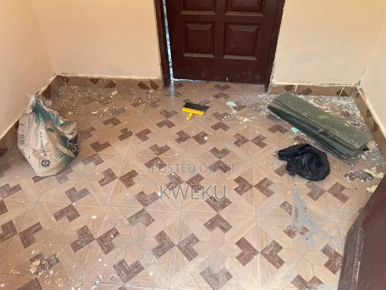 1bdrm Apartment in Estate Agency, Baatsona Total for rent