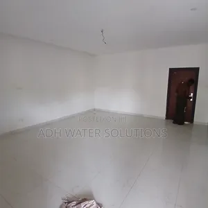 3bdrm Shared Apartment in Oyarifa Mall Area for rent