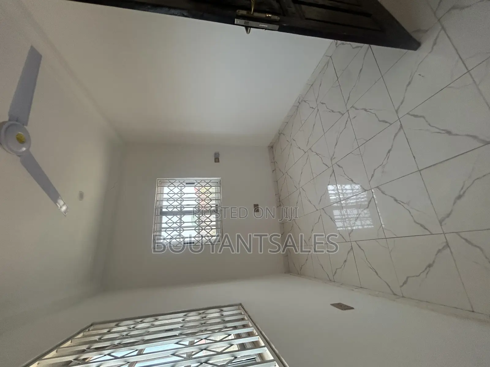 1bdrm Apartment in Old Ashongman for rent