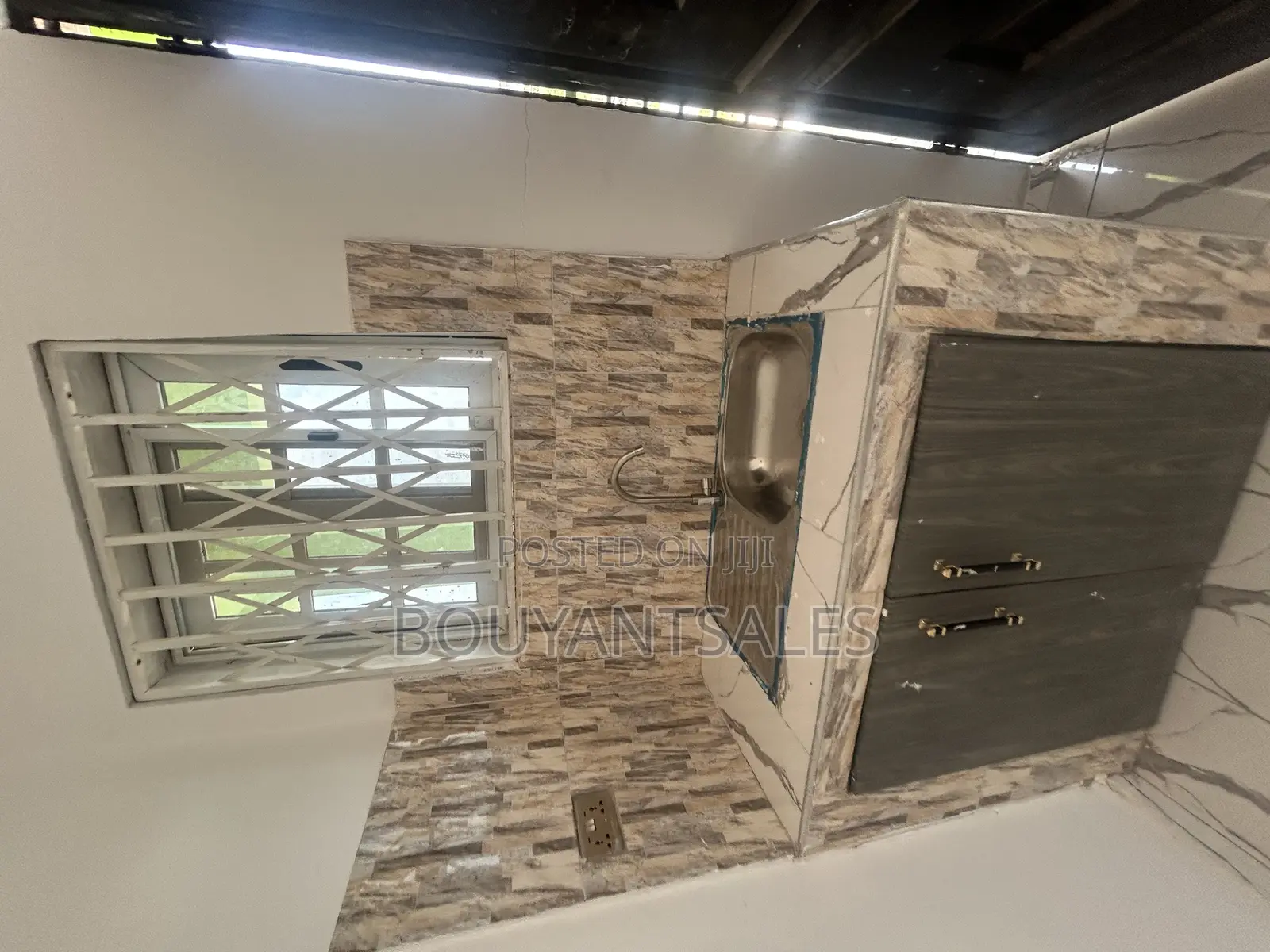 1bdrm Apartment in Old Ashongman for rent