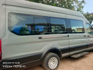 Ford E450 2010 Grey