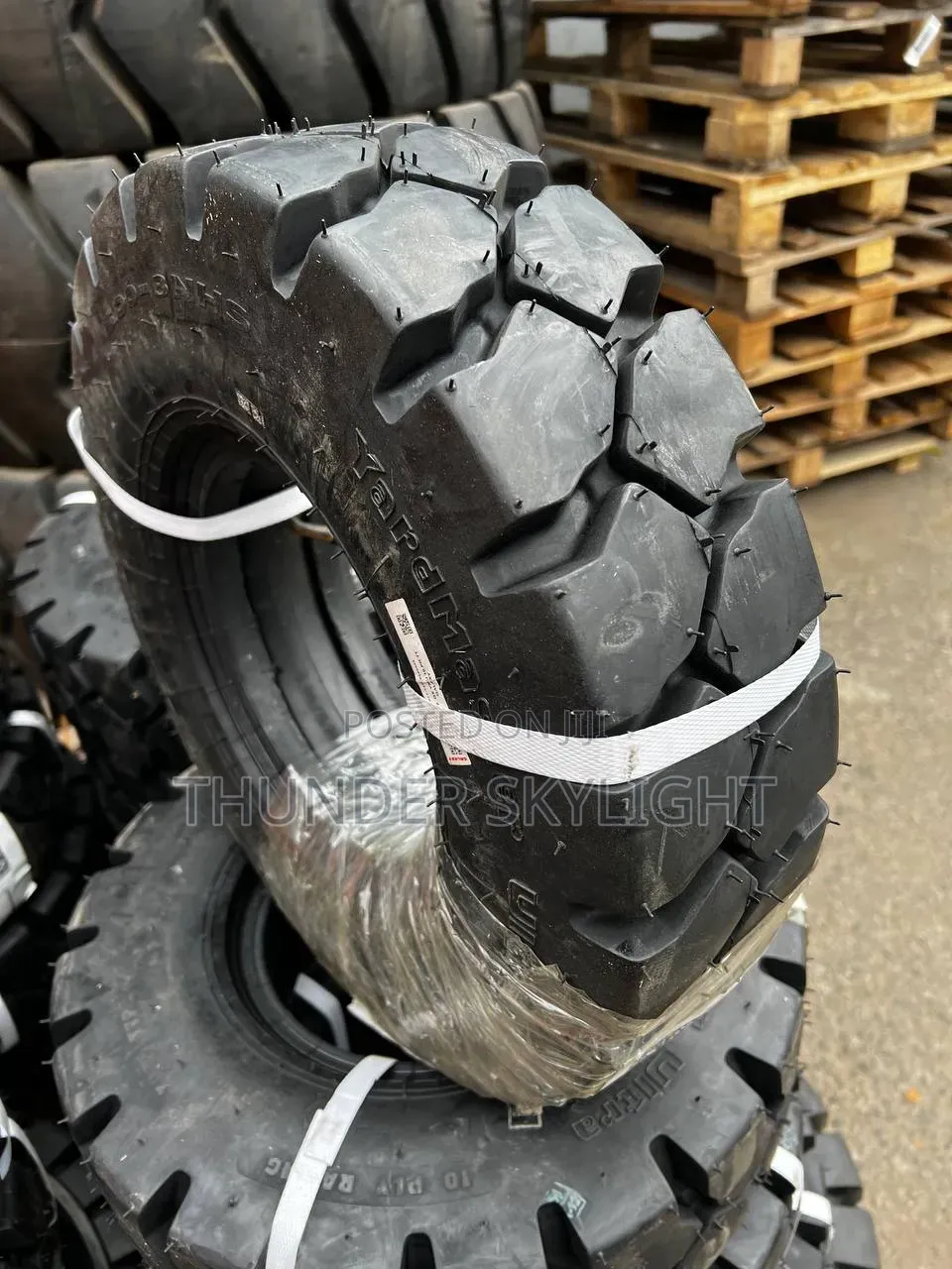28x9-15 Solid 8.15-15 Galaxy Forklift Tyre