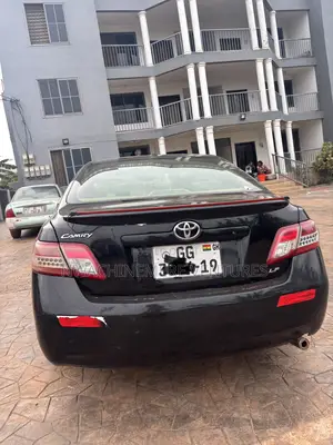 Toyota Camry LE 4dr Sedan (2.5L 4cyl 6A) 2011 Black