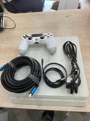Ps4 Slim With 6 Games