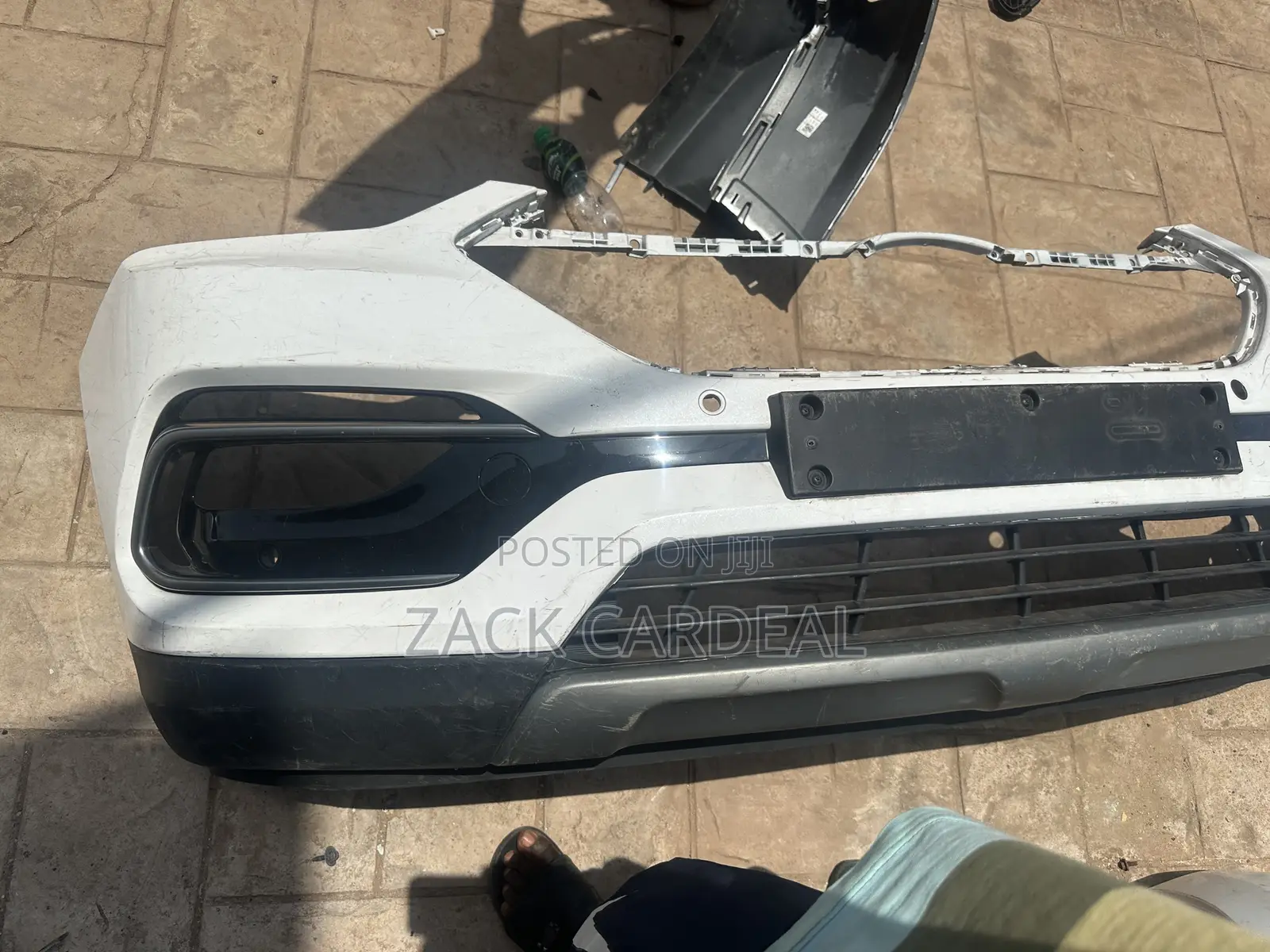 Hyndai Santafe 2017 Front Bumper Available,It Come With Front Grill