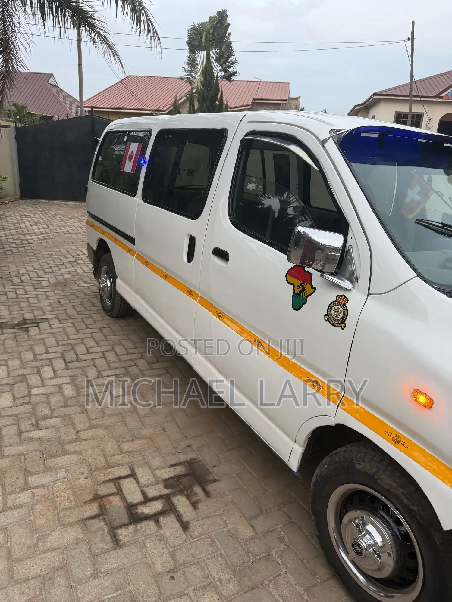 Toyota HiAce 2012 White