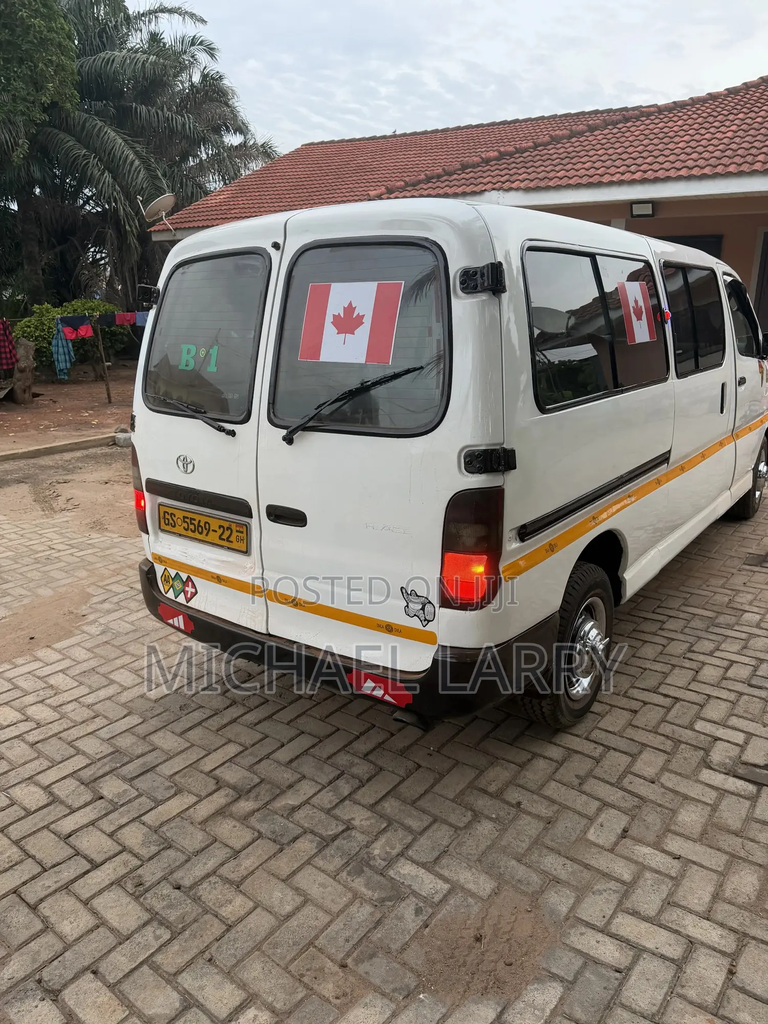 Toyota HiAce 2012 White