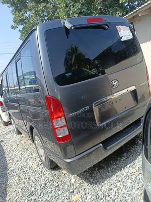 Toyota HiAce 2012 Black